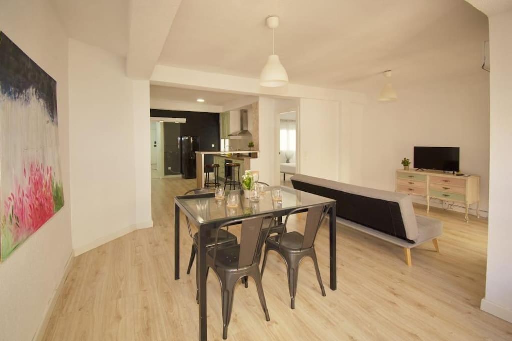 Apartamentos Centro Гранада Екстериор снимка