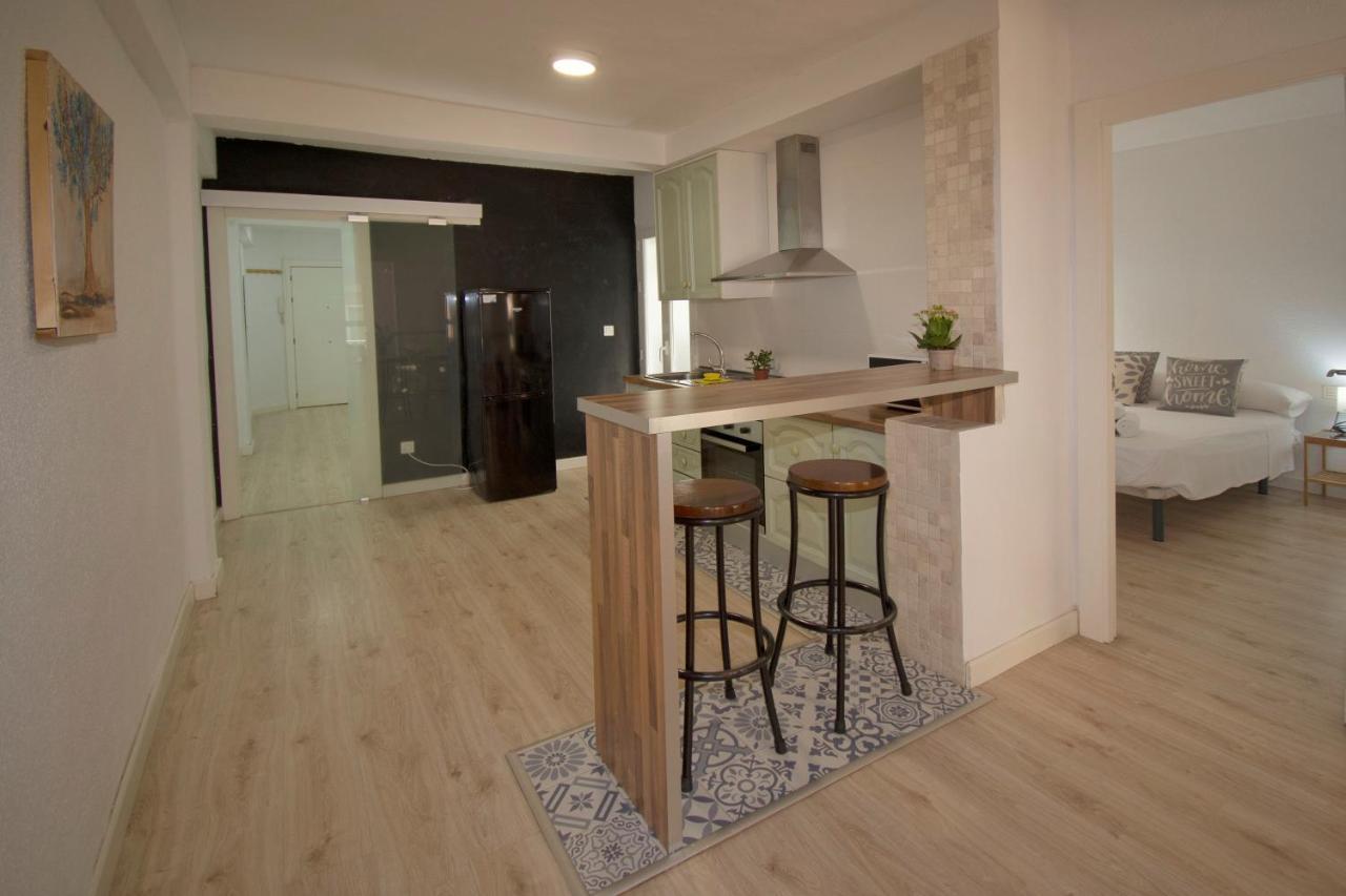 Apartamentos Centro Гранада Екстериор снимка
